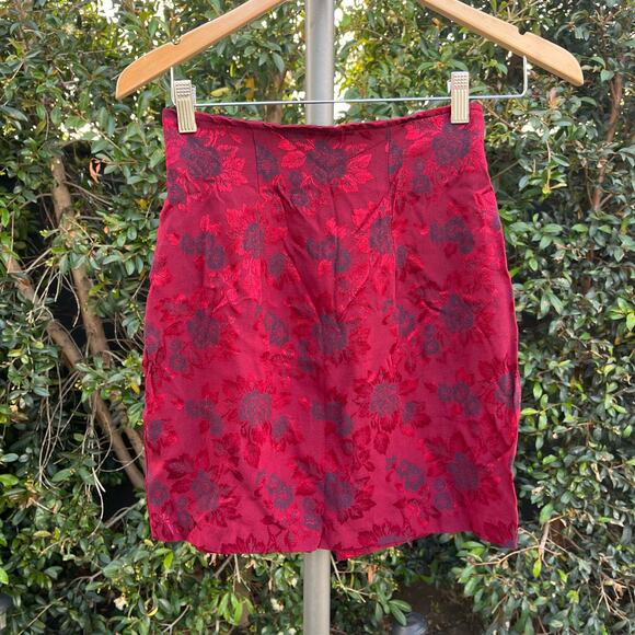 La Belle Dresses & Skirts - Vintage 90s La Belle Shiny Floral Red Rose Mini Skirt Made in USA
